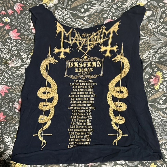 Mayhem Crop Top - Picture 2 of 2